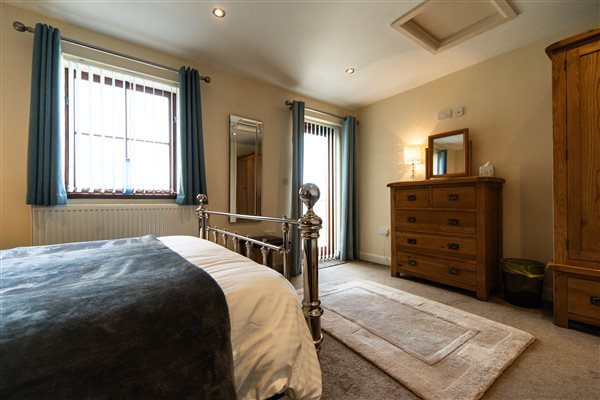 Bedroom with Double bed